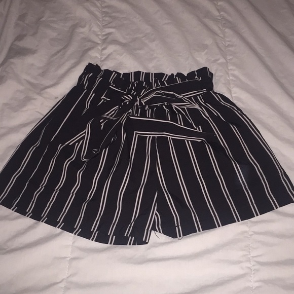 Black and White Striped Shein Paper Bag Shorts - Picture 2 of 5